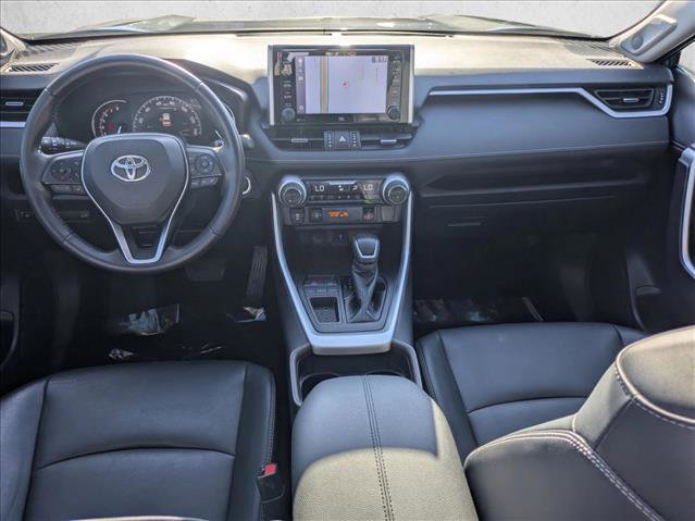 Used 2020 Toyota RAV4 Limited image 17