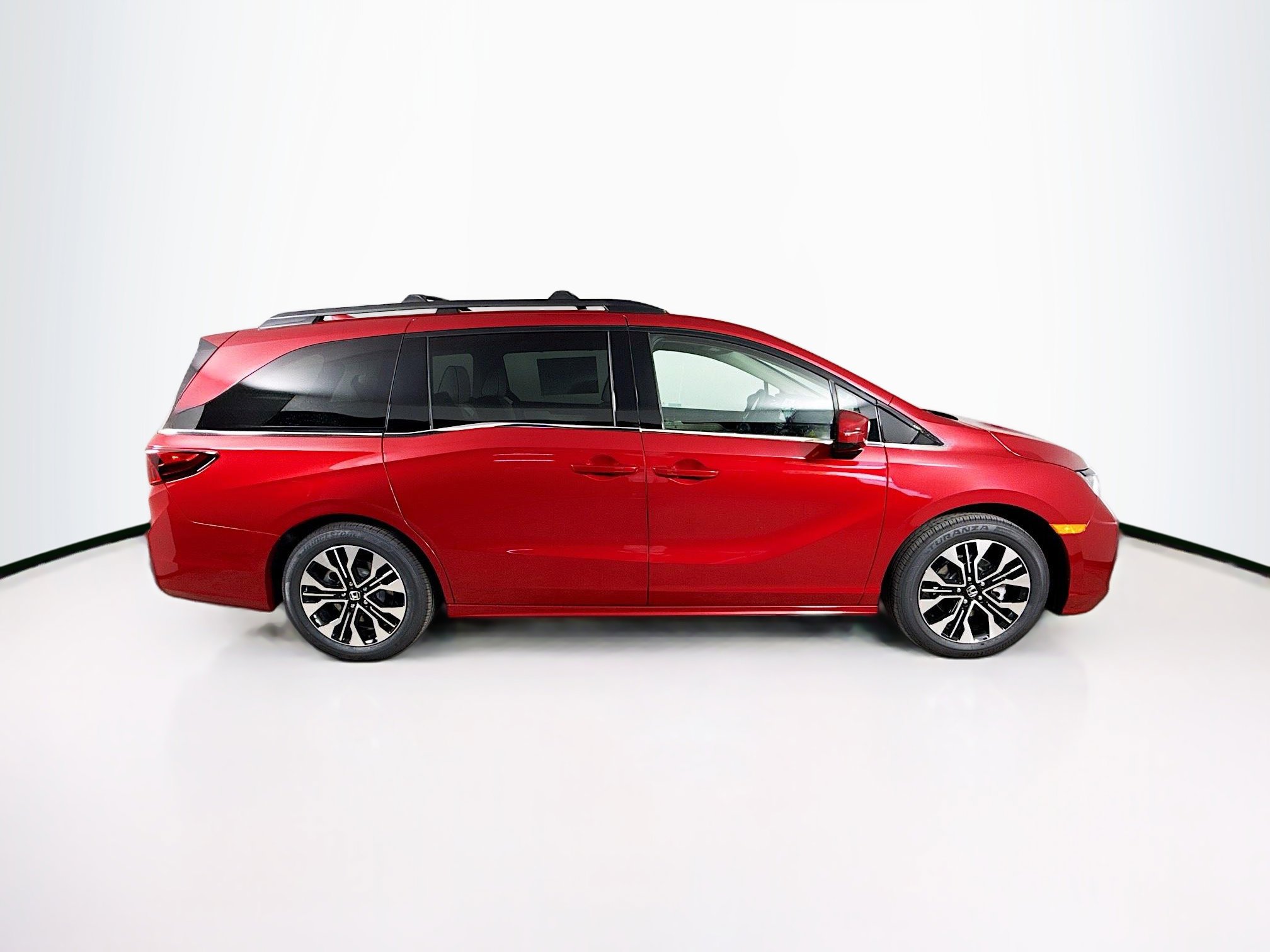 New 2026 Honda Odyssey Elite image 2