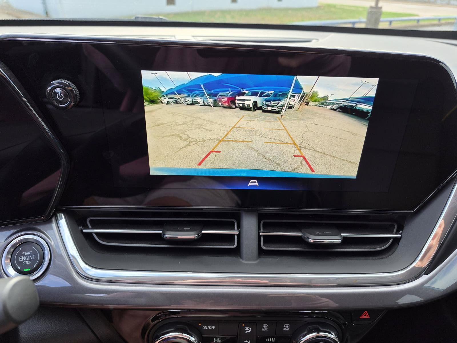 Used 2025 Chevrolet Trax ACTIV w/ Driver Confidence Package FWD image 22