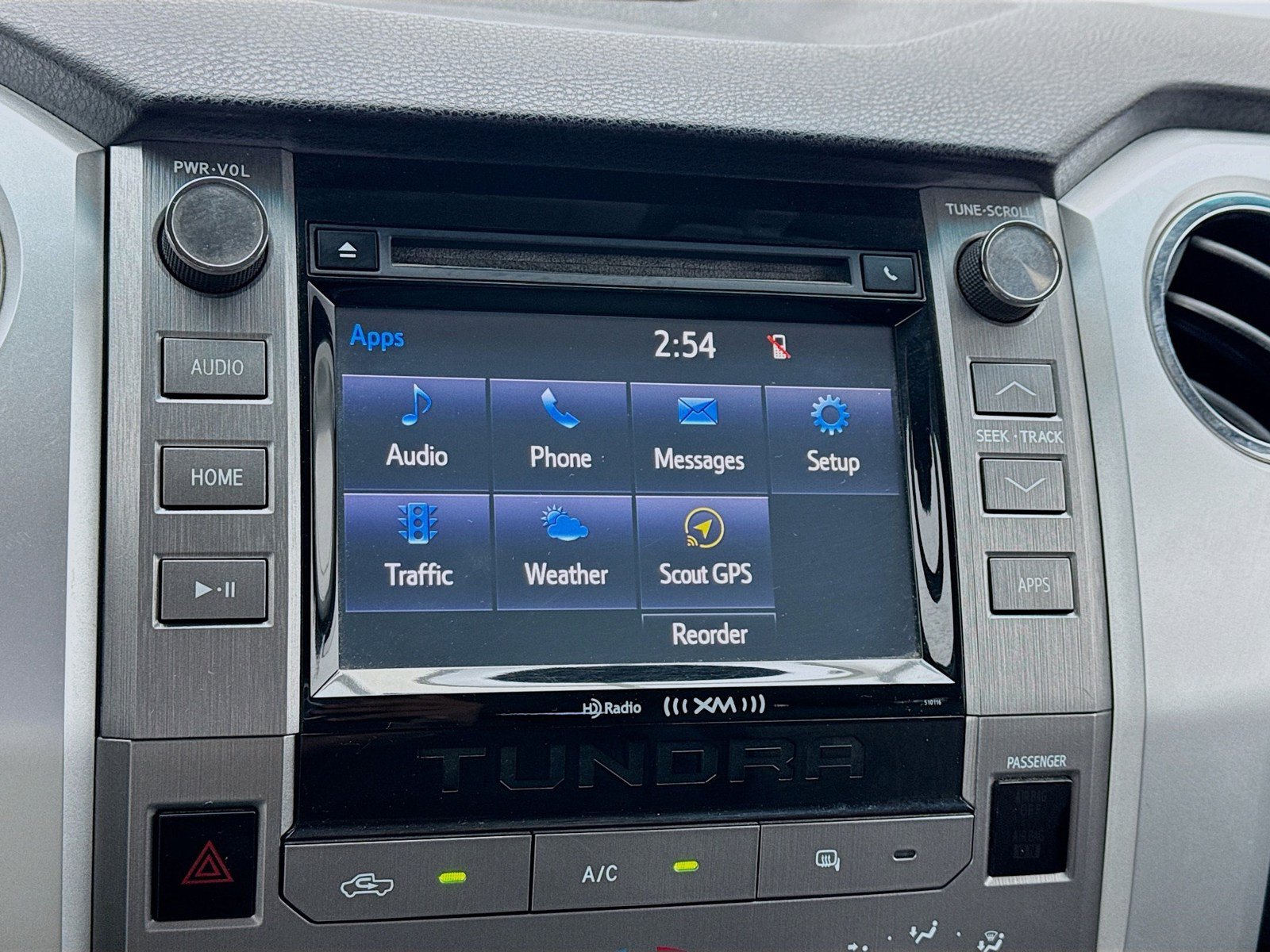 Used 2017 Toyota Tundra SR5 RWD image 9