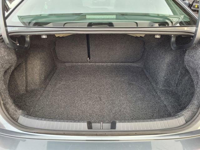 Used 2024 Volkswagen Jetta SE image 19