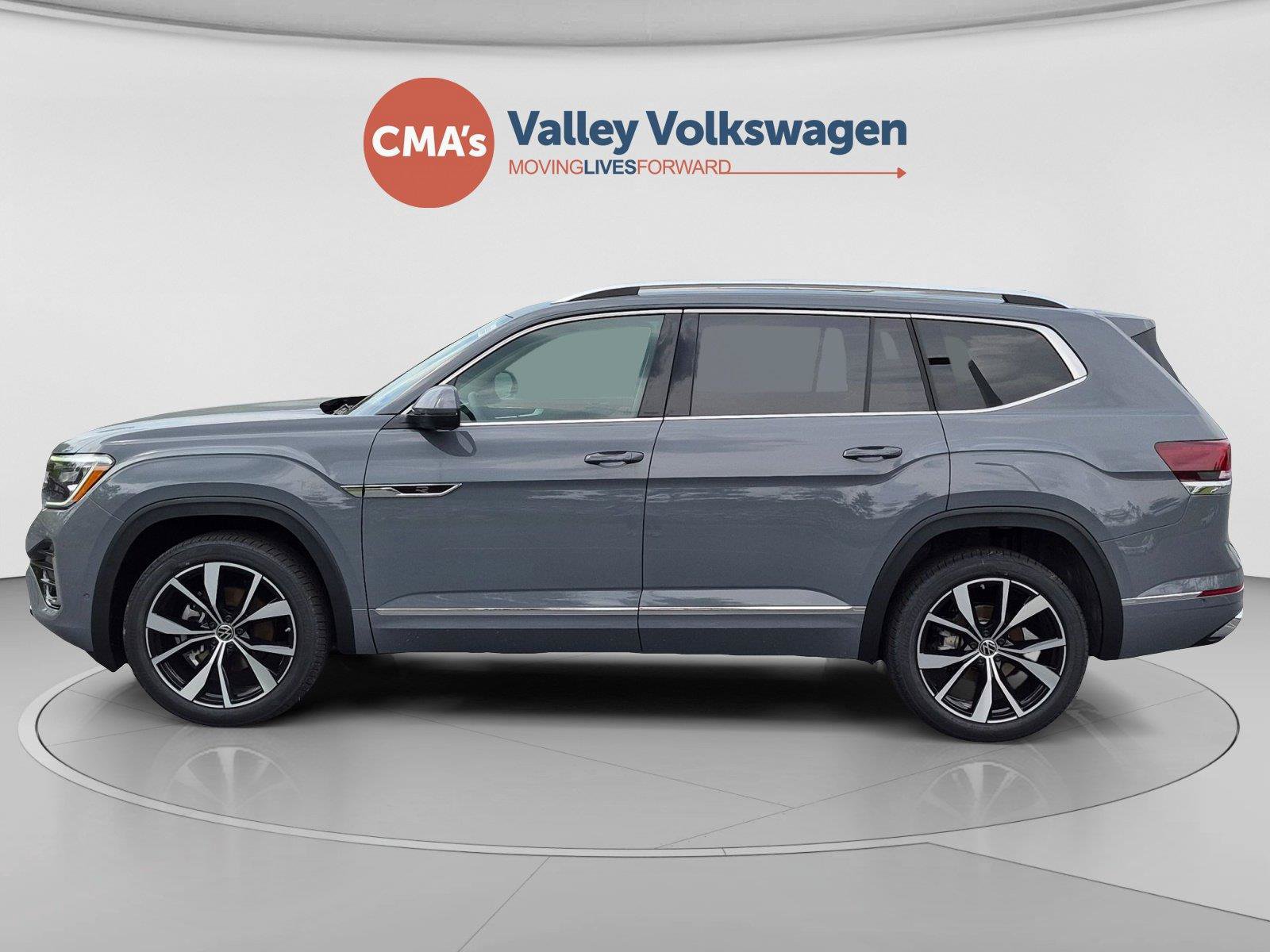 New 2026 Volkswagen Atlas SEL Premium R-Line AWD/4WD image 2