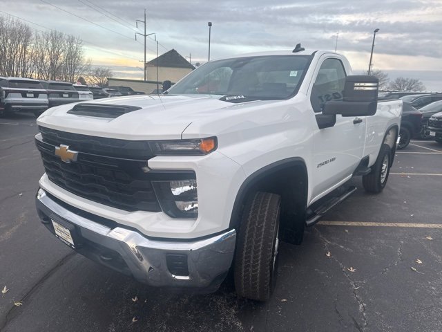 Used 2025 Chevrolet Silverado 2500 W/T w/ WT Convenience Package image 7