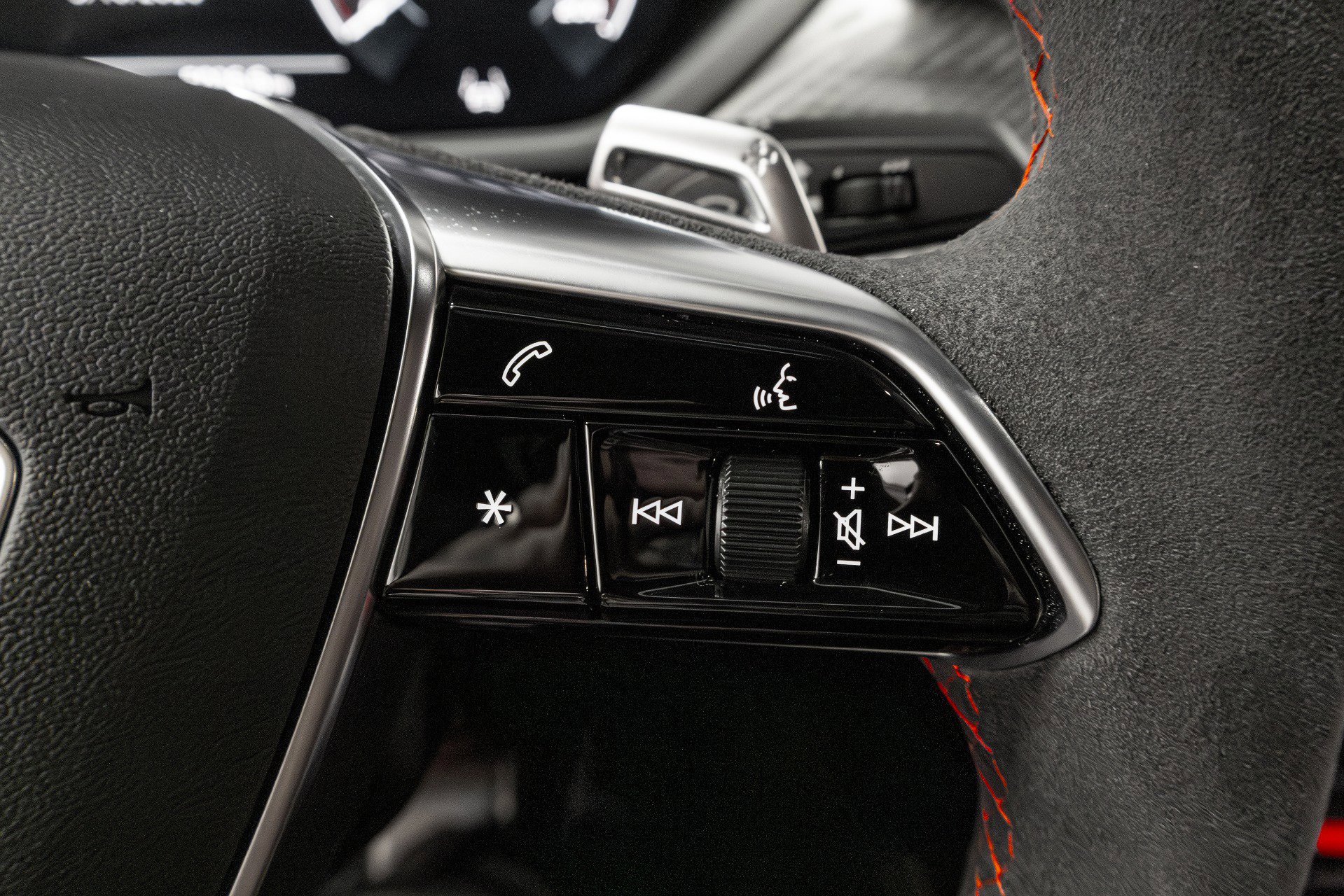 Used 2023 Audi RS e-tron GT image 66