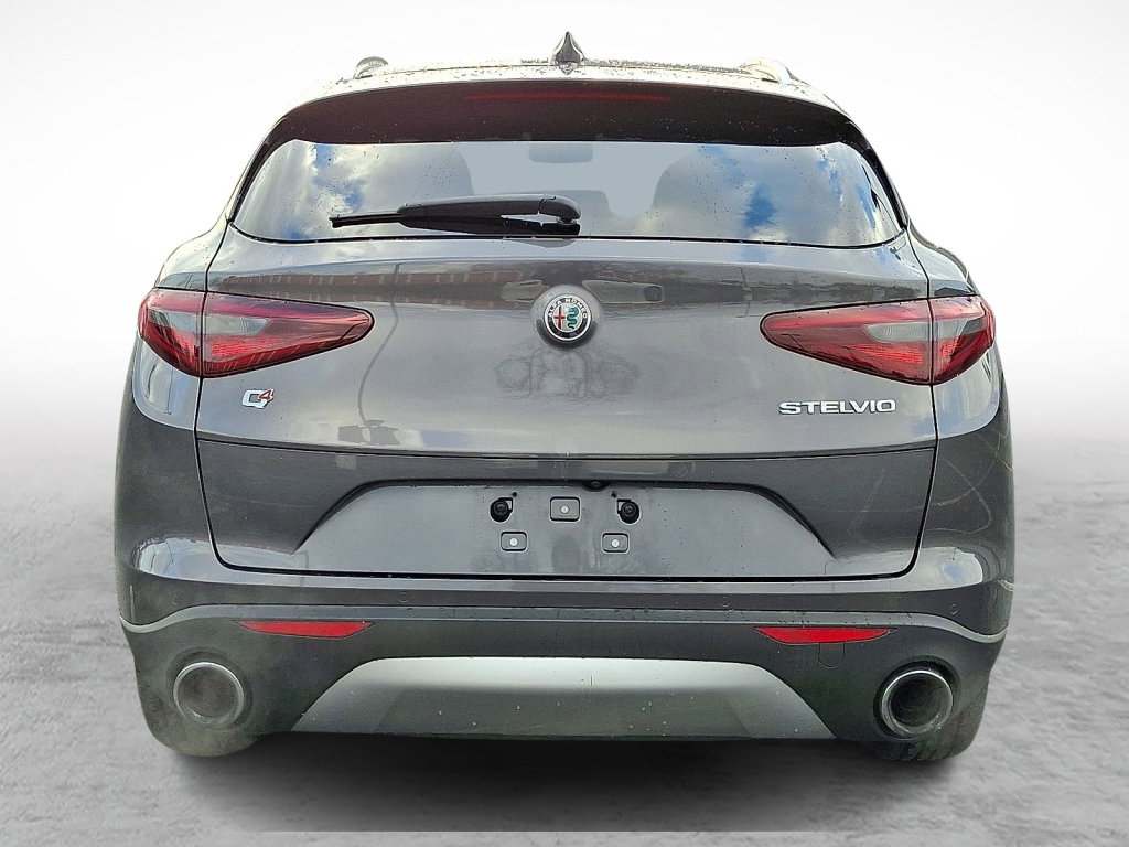 Used 2021 Alfa Romeo Stelvio Sprint w/ Sun & Sound Package image 4