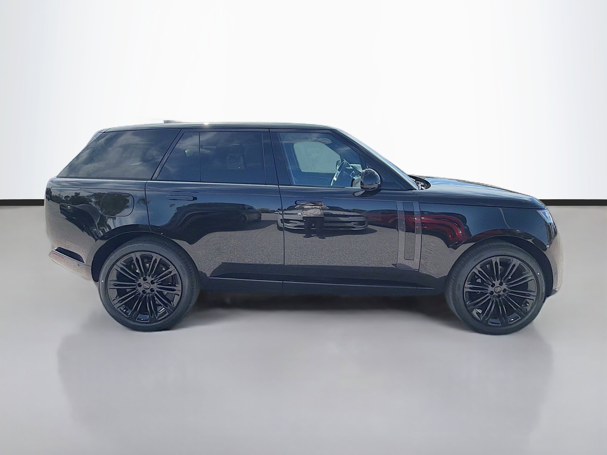 New 2026 Land Rover Range Rover SE image 6