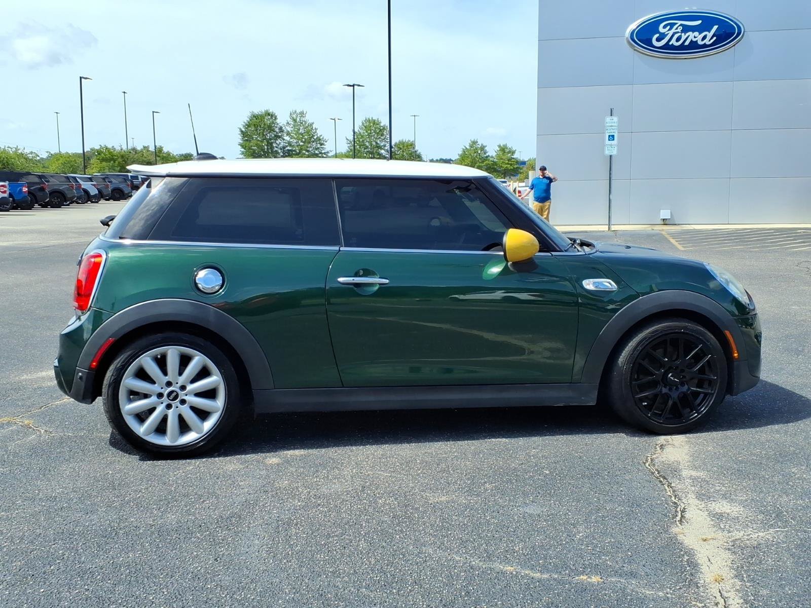 Used 2017 MINI Cooper S FWD image 28