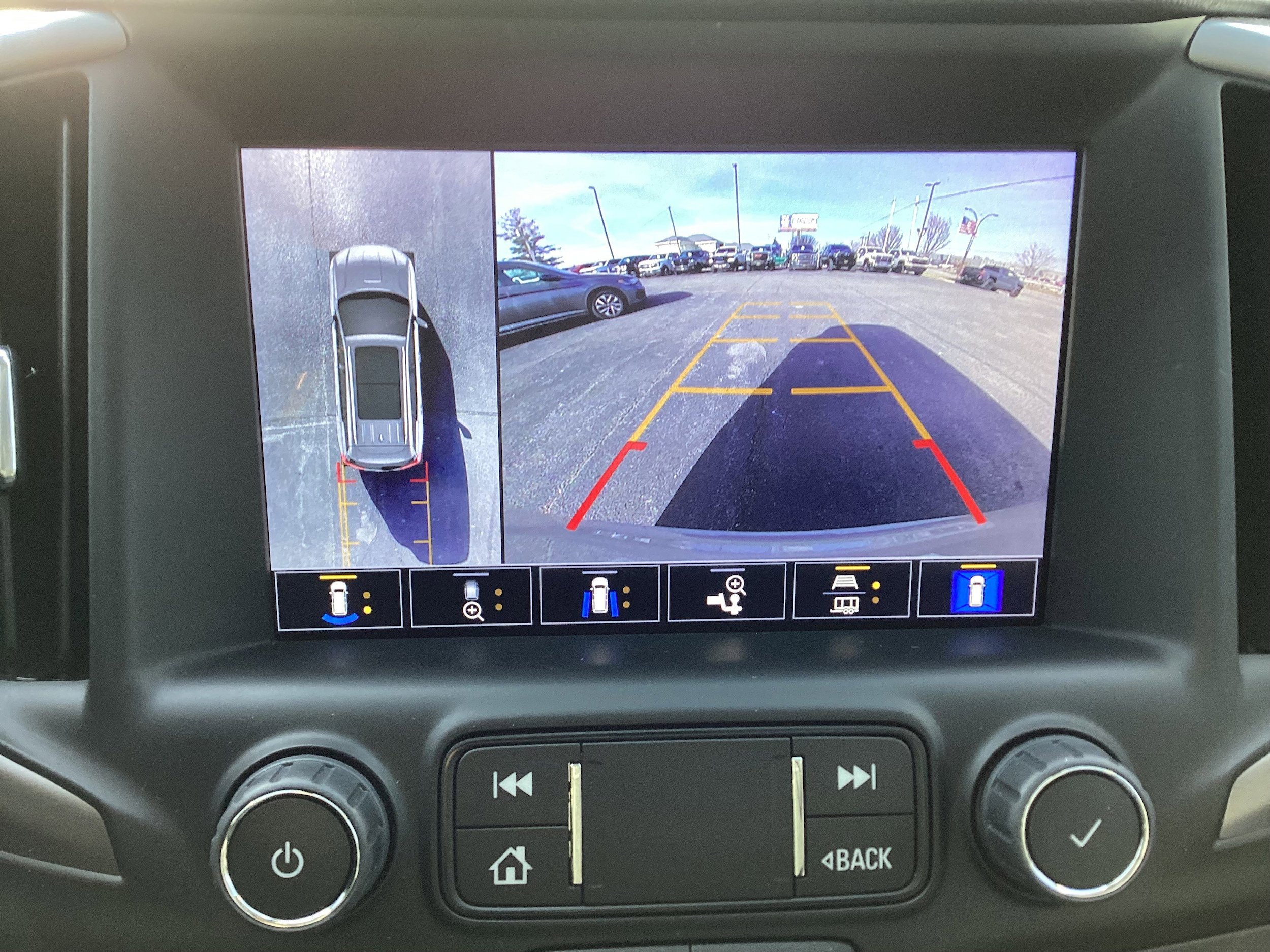 Used 2022 GMC Terrain AT4 w/ Infotainment Package II AWD/4WD image 24