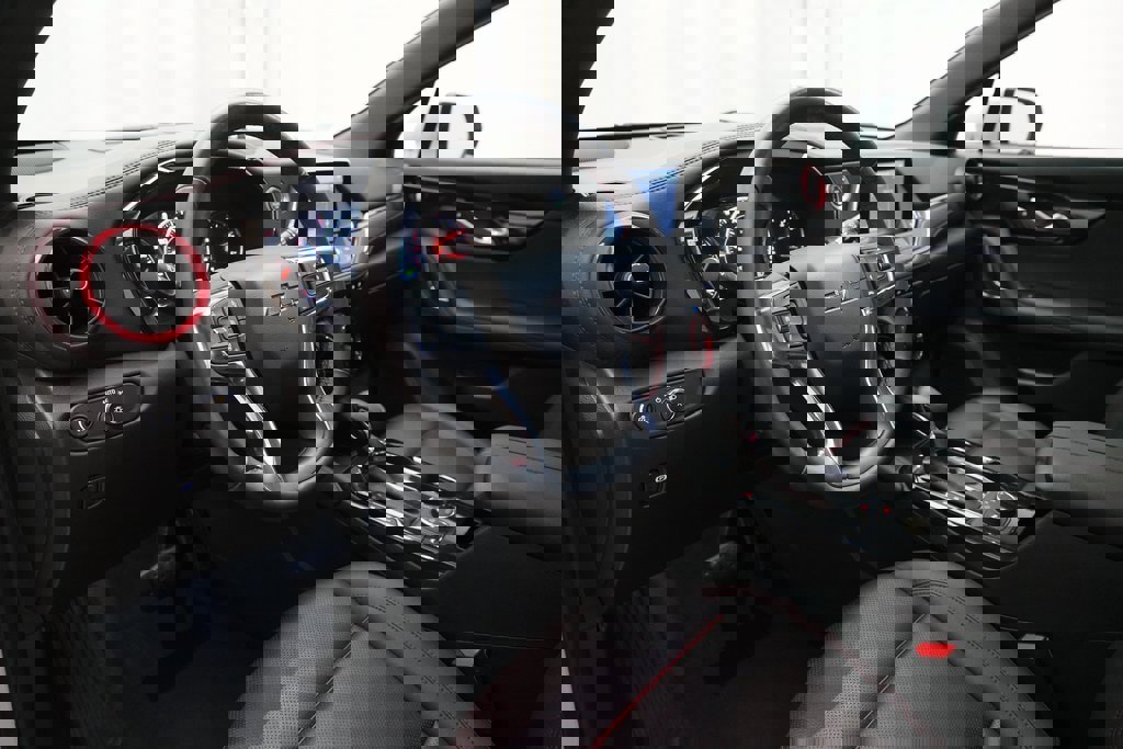 Used 2022 Chevrolet Blazer RS w/ Enhanced Convenience Package image 8