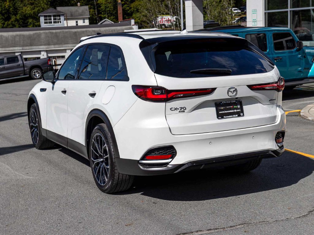 Used 2025 MAZDA CX-70 Plug-In Hybrid w/ Premium Plus AWD/4WD image 6