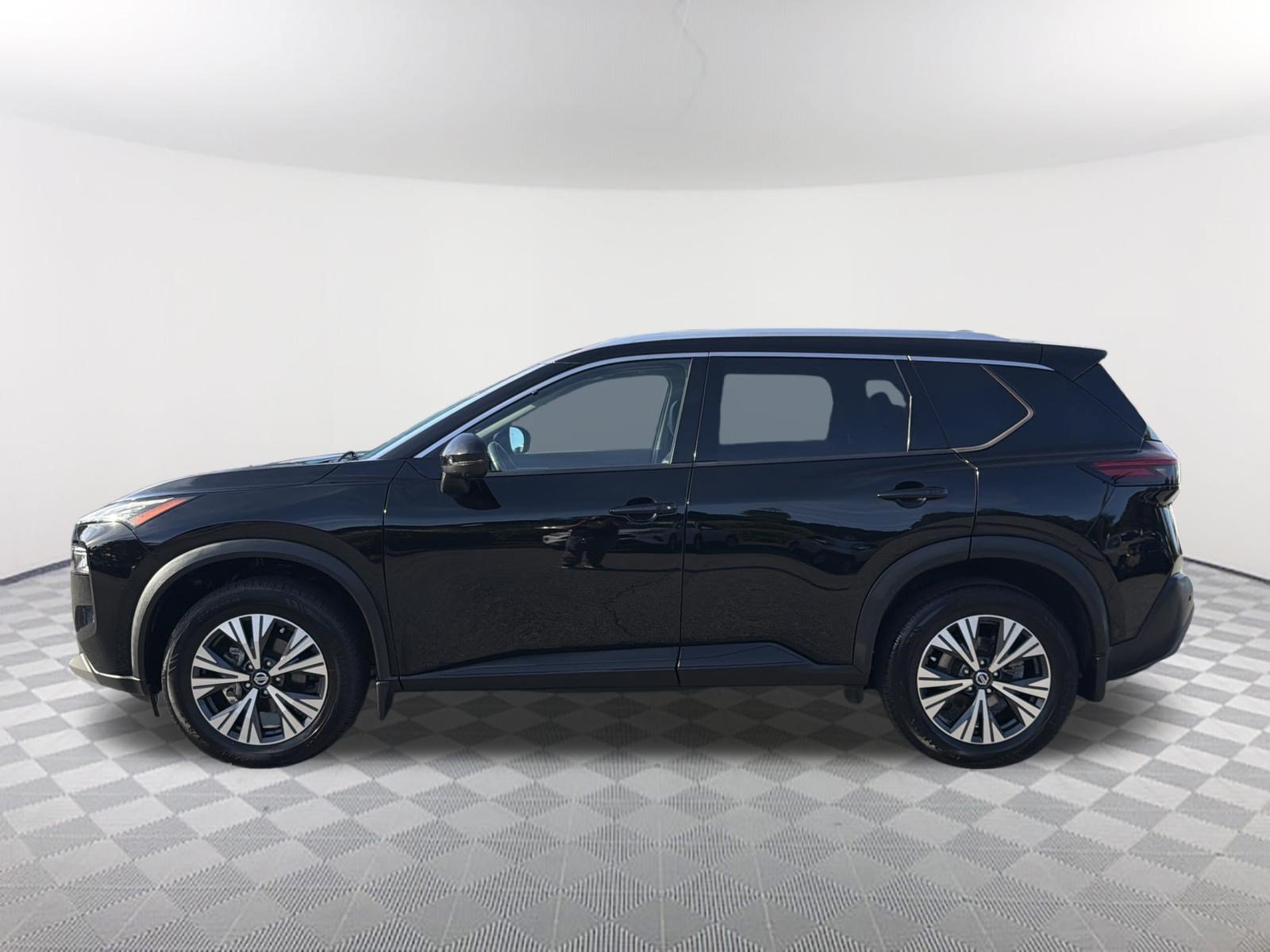 Used 2021 Nissan Rogue SV w/ Premium Package AWD/4WD image 14