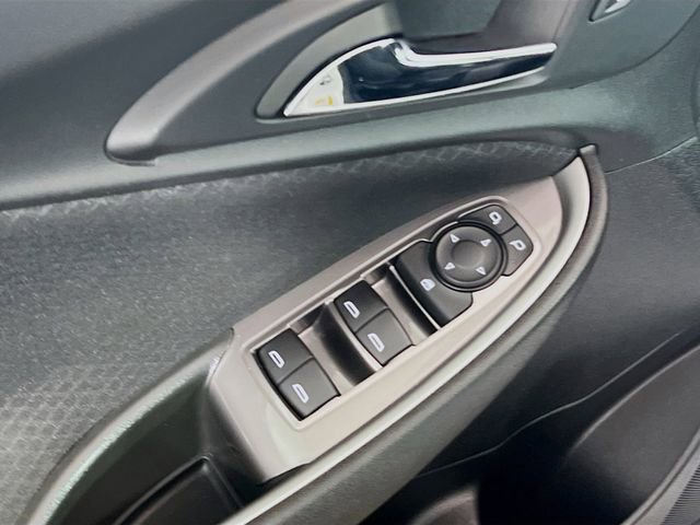 Used 2024 Chevrolet Malibu LS FWD image 18