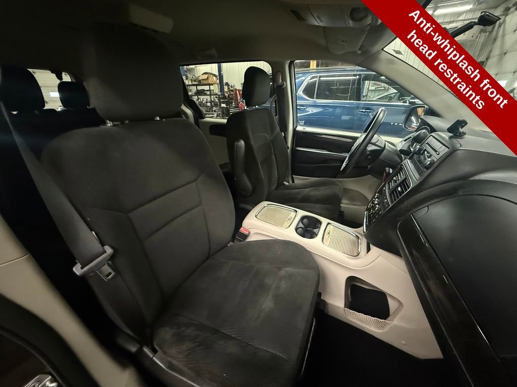 Used 2015 Dodge Grand Caravan SXT w/ Security Group FWD image 38