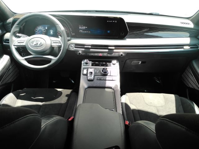 Used 2024 Hyundai Palisade Calligraphy AWD/4WD image 3