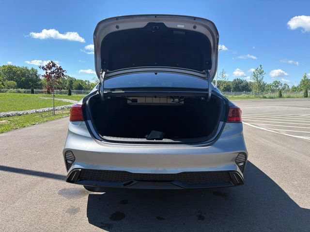 Used 2022 Kia Forte GT-Line w/ GT-Line Premium Package FWD image 8