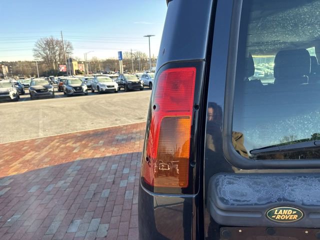 Used 2004 Land Rover Discovery SE image 10