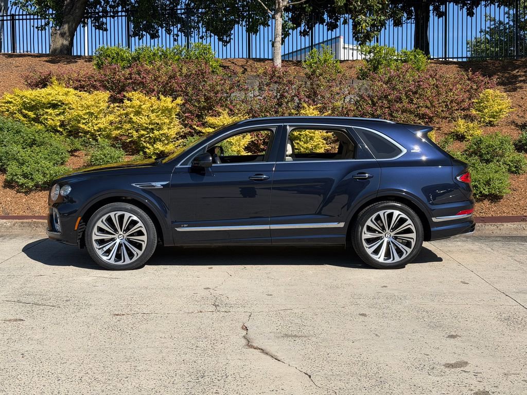Certified 2021 Bentley Bentayga AWD/4WD image 9