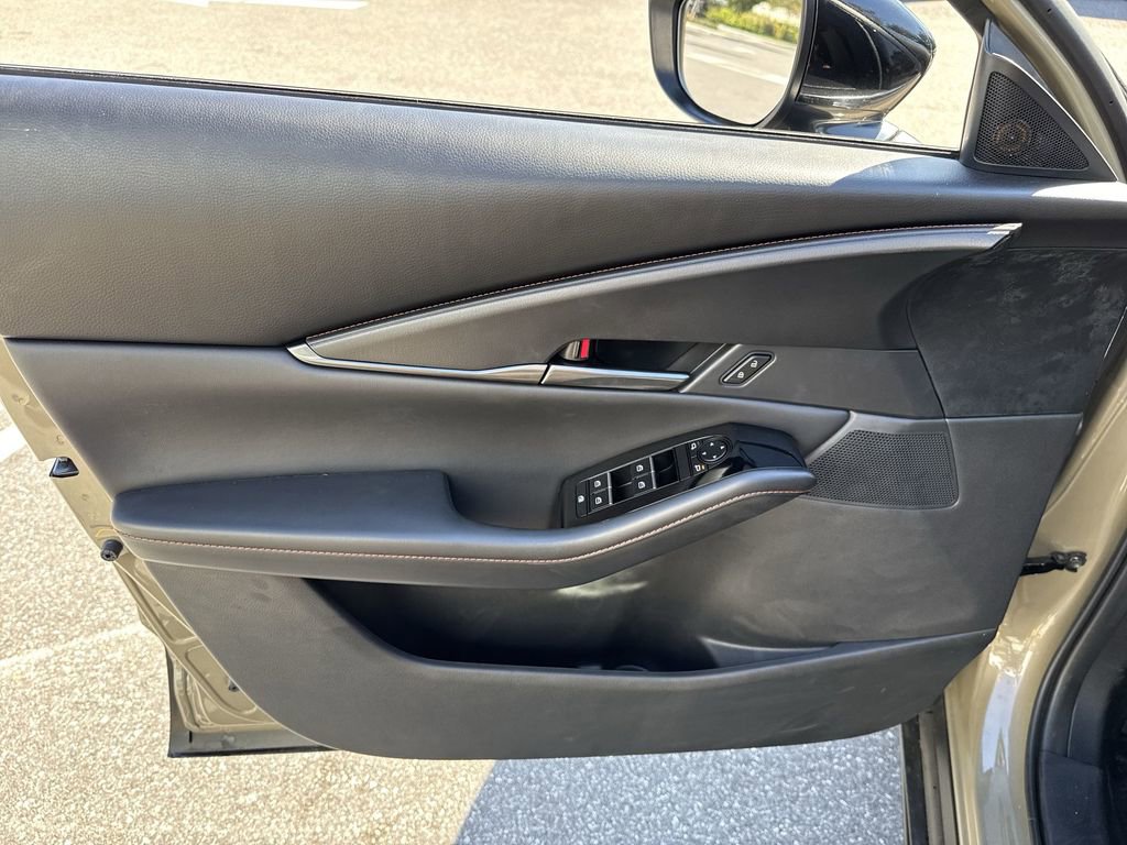 New 2024 MAZDA CX-30 Carbon AWD/4WD image 39