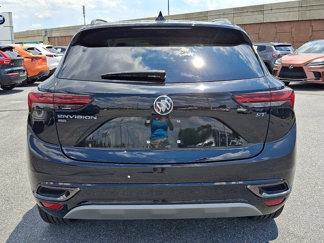 Certified 2023 Buick Envision Essence w/ Sport Touring Package AWD/4WD image 5