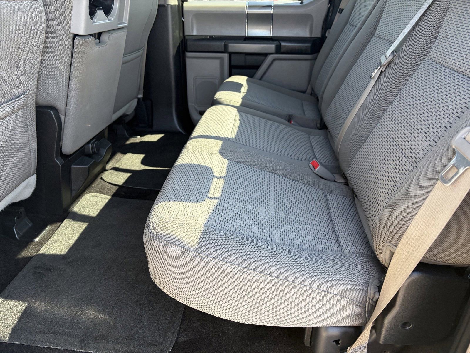 Used 2017 Ford F150 XLT w/ Equipment Group 302A Luxury AWD/4WD image 18