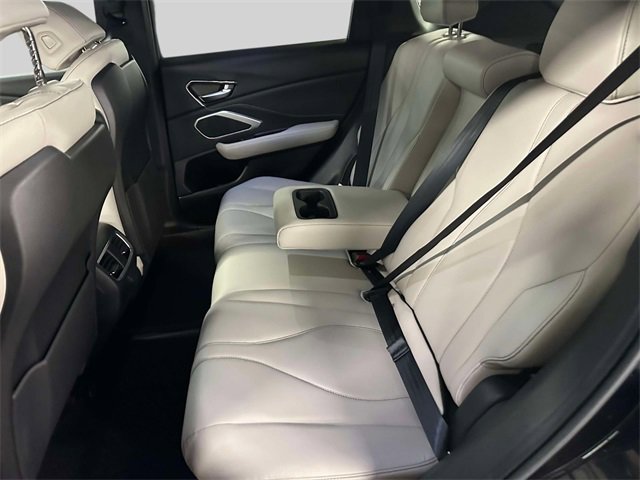 Used 2025 Acura RDX SH-AWD image 18