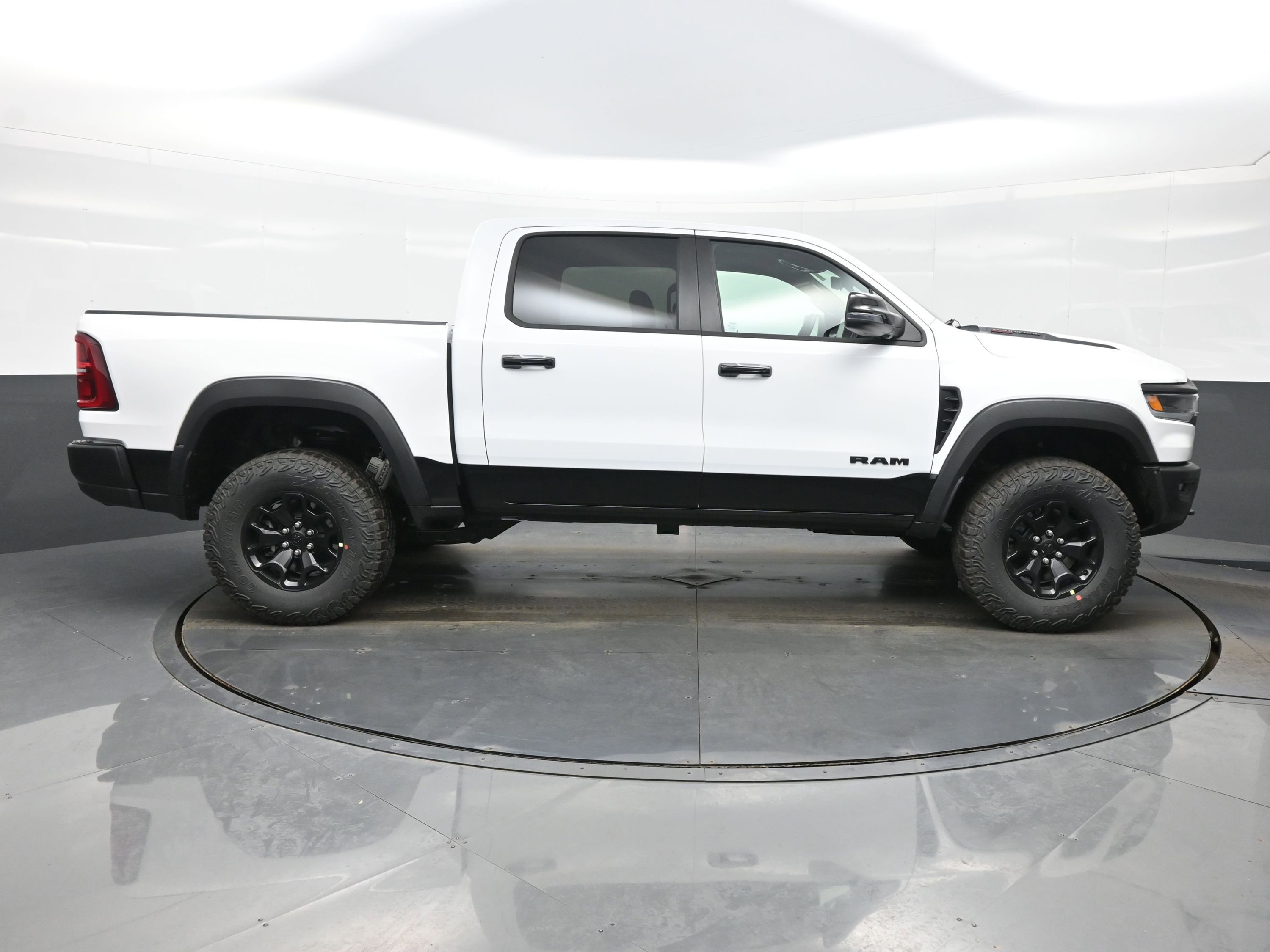 New 2026 RAM 1500 RHO image 7