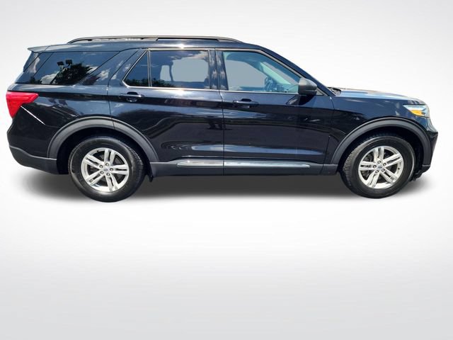 Used 2024 Ford Explorer XLT w/ Equipment Group 202A RWD image 6