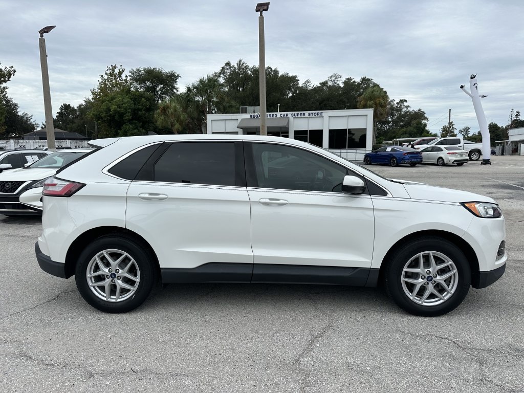 Used 2021 Ford Edge SEL w/ Convenience Package FWD image 4
