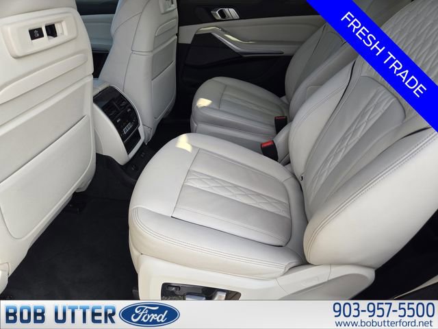 Used 2022 BMW X7 M50i image 29
