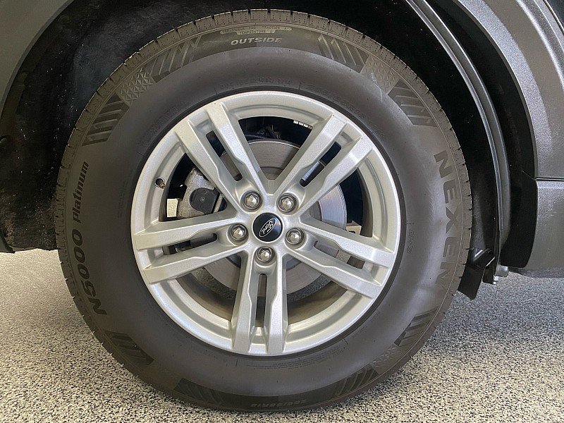 Used 2023 Ford Explorer XLT w/ Equipment Group 202A image 26