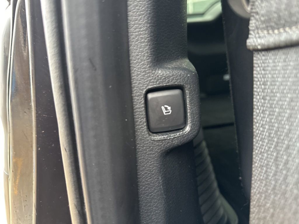Used 2021 Lincoln Navigator Reserve AWD/4WD image 43