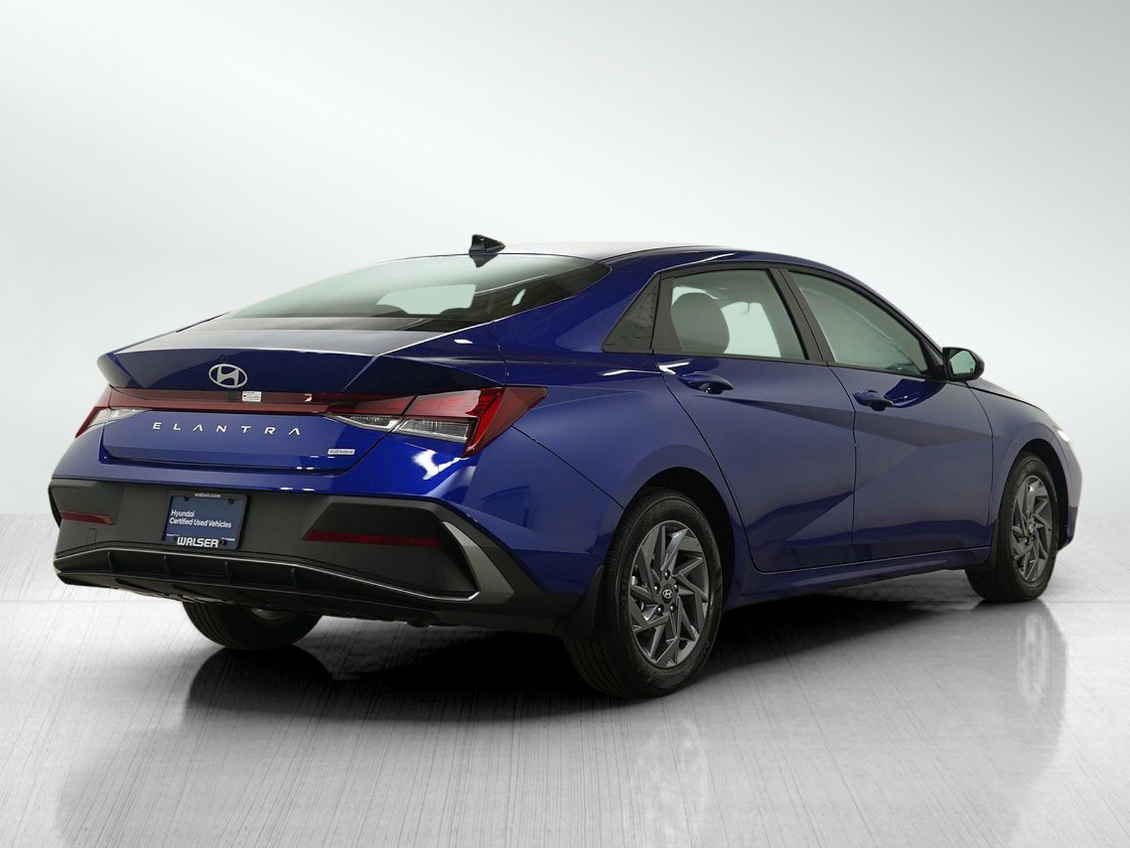 Certified 2025 Hyundai Elantra Blue image 5
