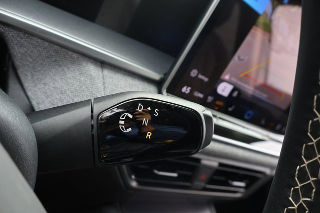 Certified 2025 Volkswagen Tiguan S image 26