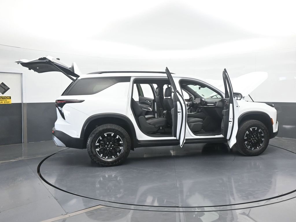 Used 2024 Chevrolet Traverse Z71 w/ Enhanced Driving Package image 87