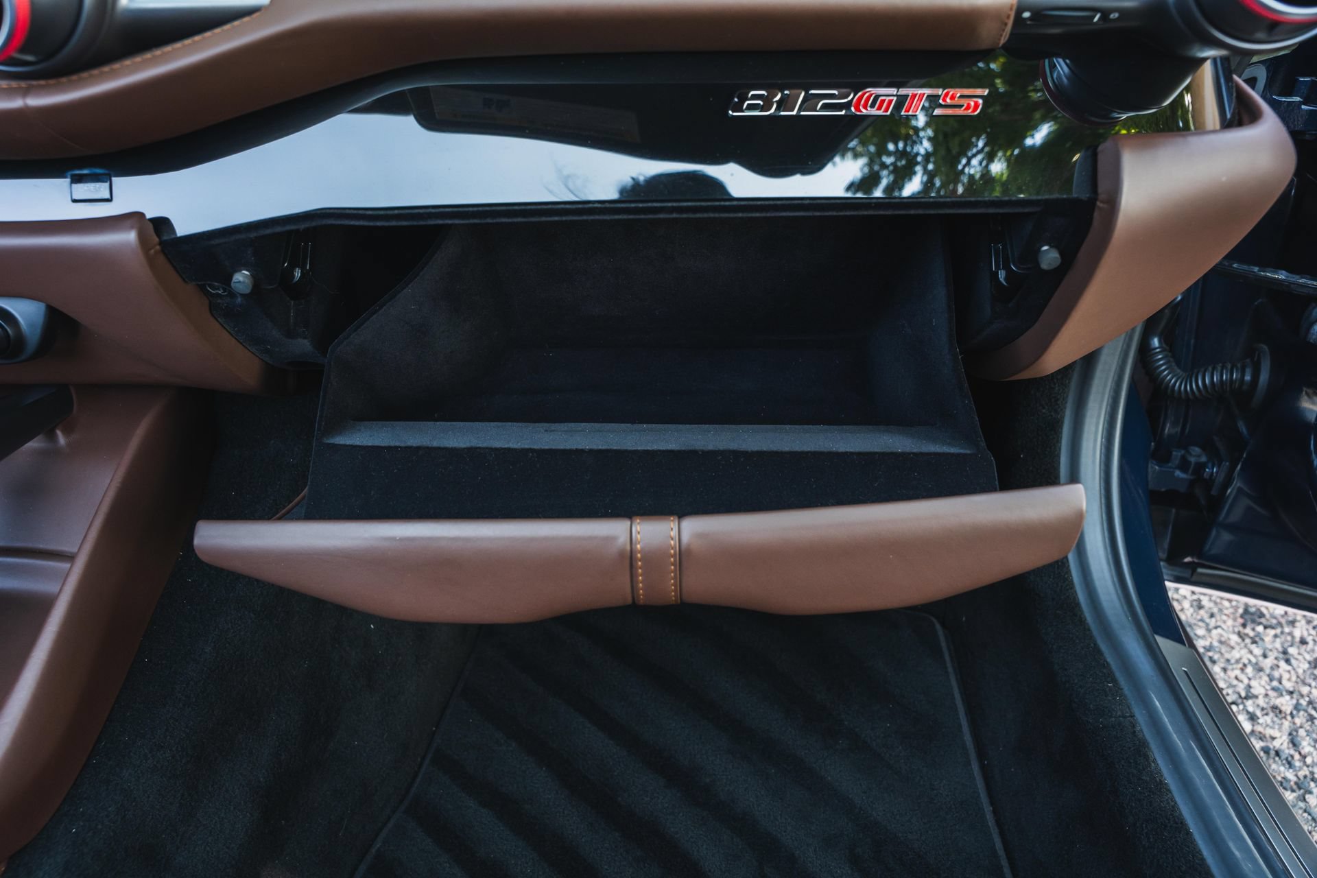 Used 2021 Ferrari 812 GTS RWD image 79