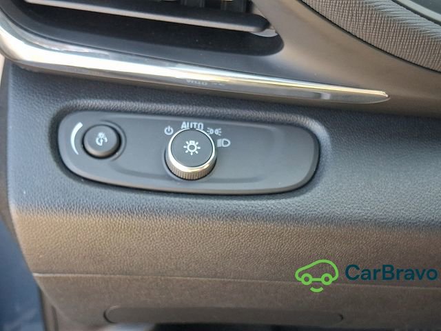 Used 2025 Buick Envista Preferred w/ Convenience I Package FWD image 24