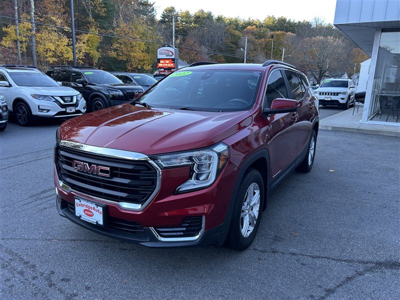 Used 2022 GMC Terrain SLE w/ Driver Convenience Package image 5