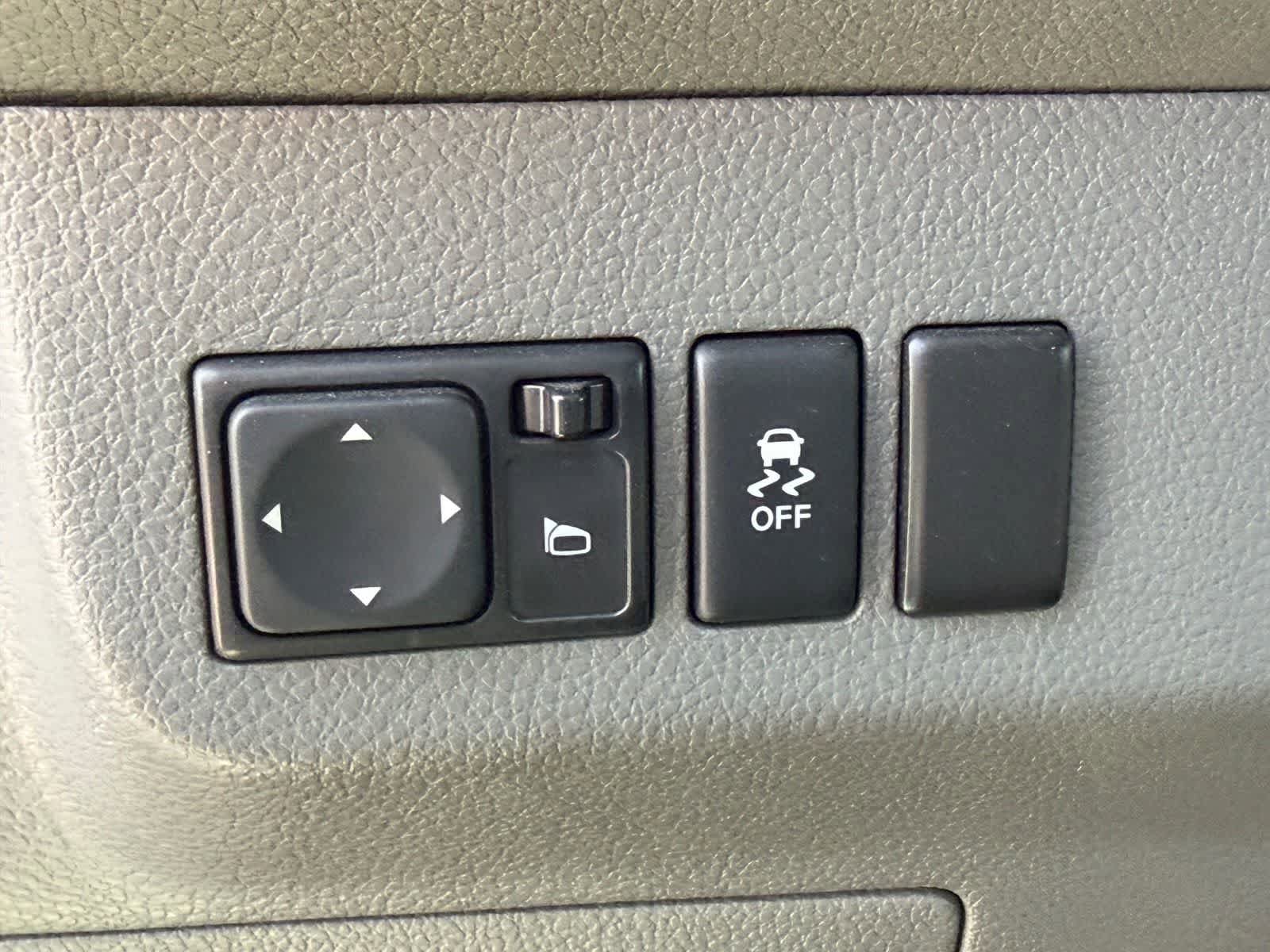 Certified 2018 Nissan NV 1500 SV w/ Navigation Package RWD image 9