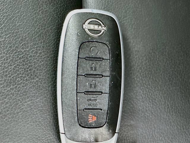 Used 2023 Nissan Rogue SL AWD/4WD image 17
