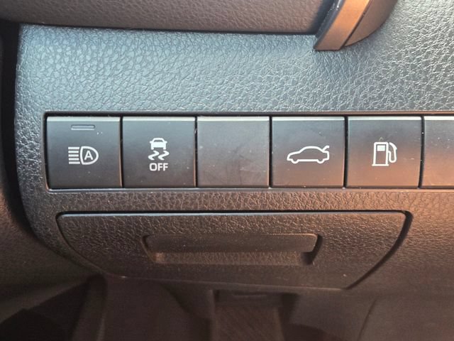 Used 2018 Toyota Camry XSE FWD image 27