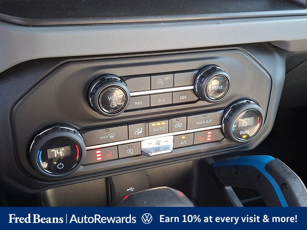 Used 2021 Ford Bronco Black Diamond AWD/4WD image 19
