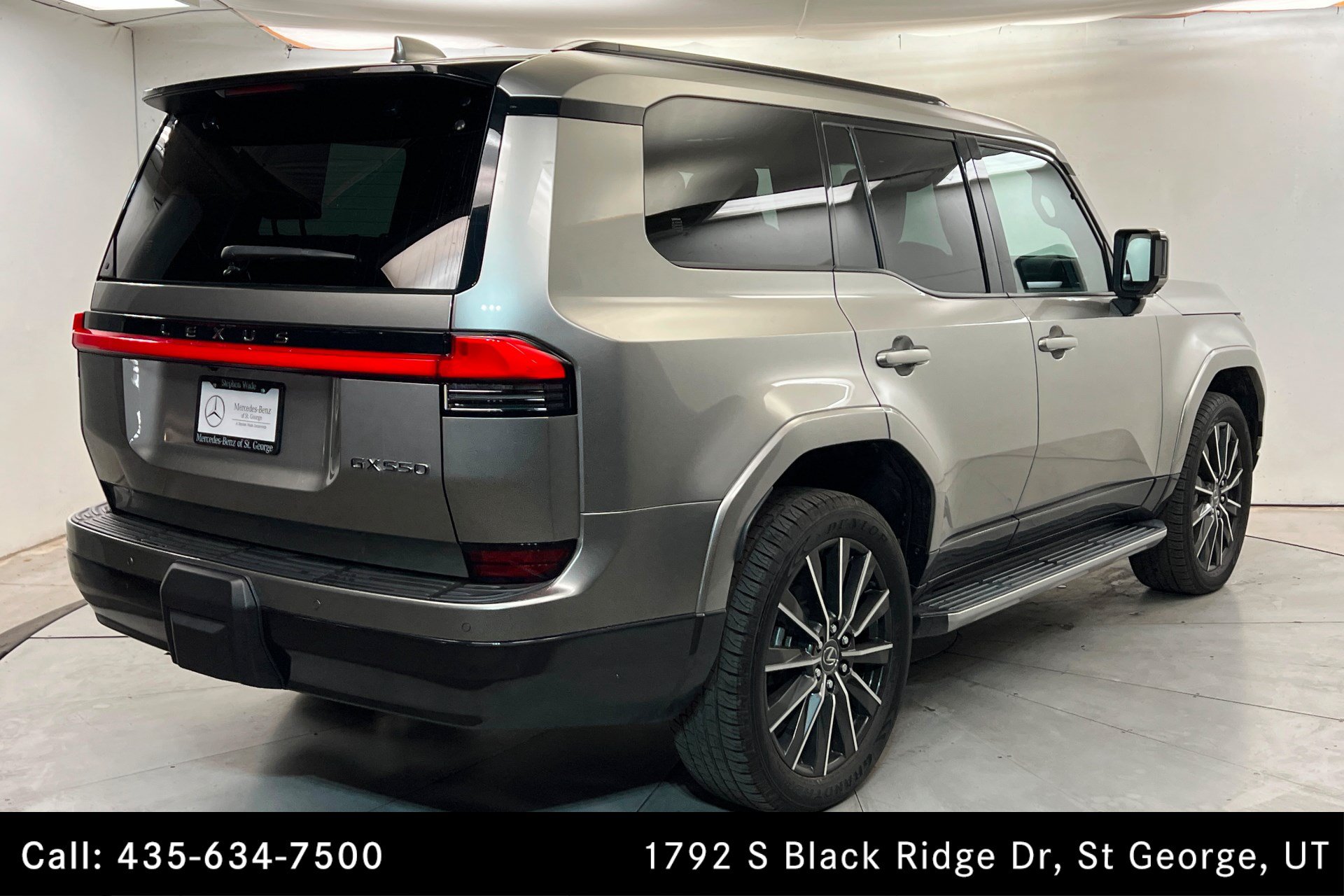 Used 2024 Lexus GX 550 w/ Accessory Package (Z1) AWD/4WD image 5