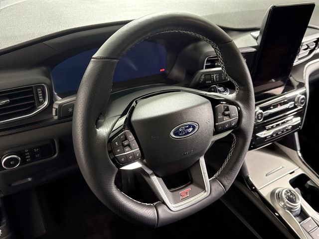 Used 2024 Ford Explorer ST w/ Equipment Group 401A image 21