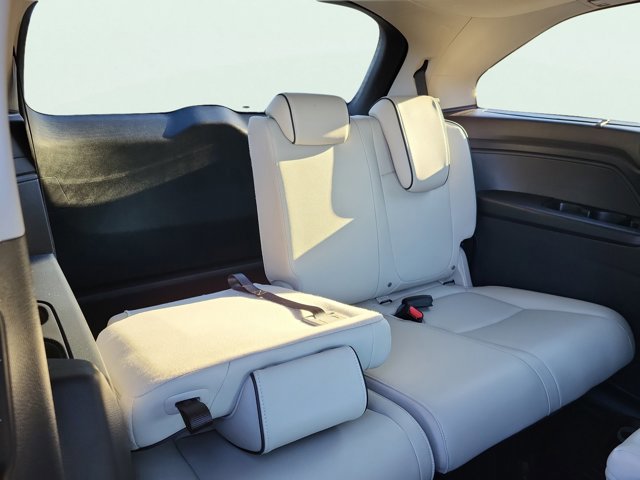 Used 2025 Honda Odyssey Touring image 19