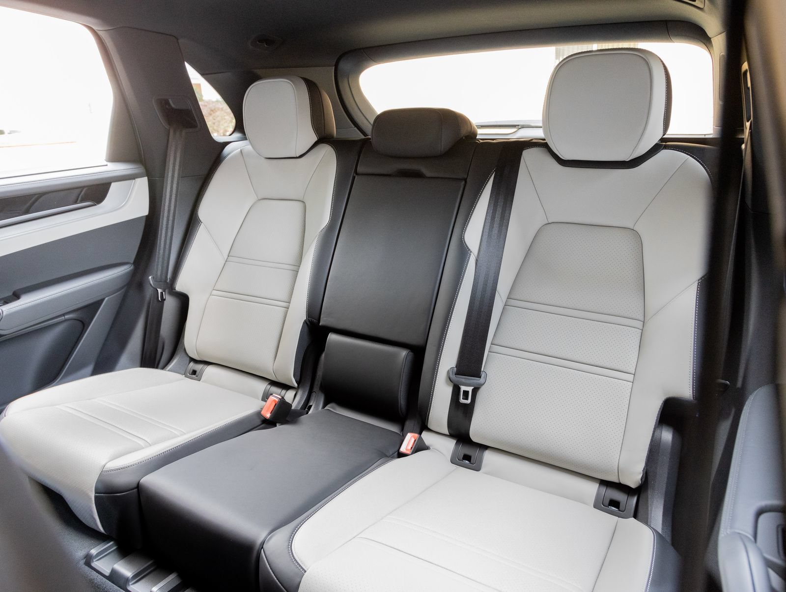 New 2026 Porsche Cayenne S AWD/4WD image 28