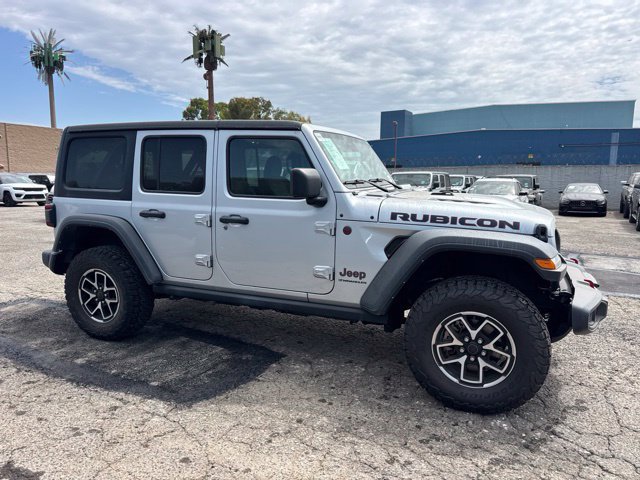 Used 2024 Jeep Wrangler Unlimited Rubicon AWD/4WD image 4
