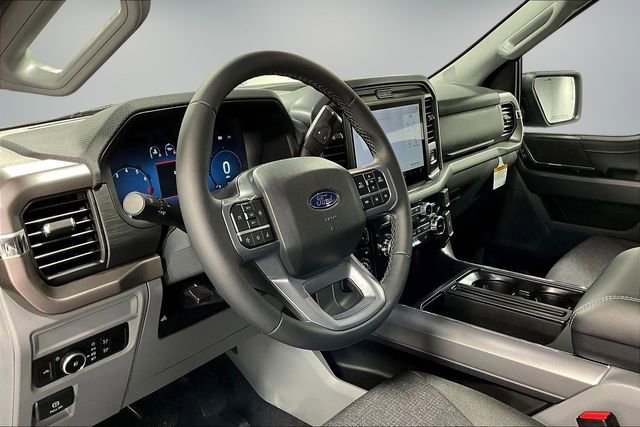 New 2026 Ford F150 XLT w/ XLT Chrome Appearance Package image 7