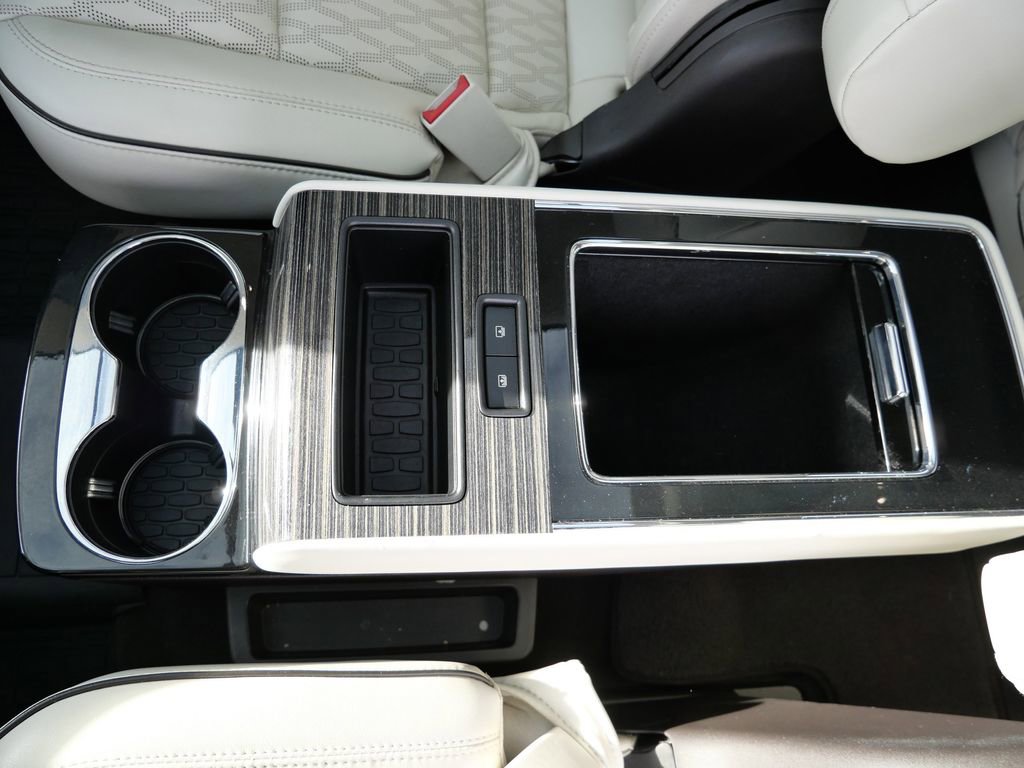 Used 2023 Lincoln Aviator Black Label w/ Dynamic Handling Package image 40