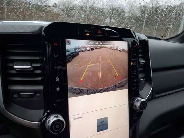 New 2026 RAM 1500 4x4 Crew Cab image 10