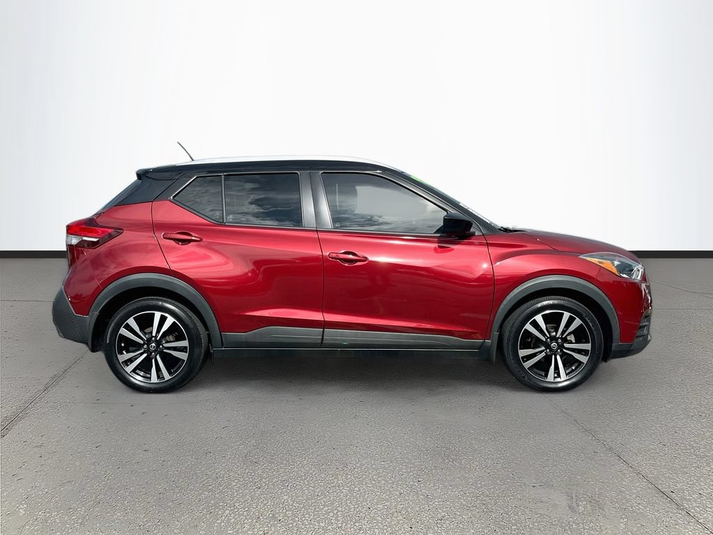 Used 2020 Nissan Kicks SV FWD image 8